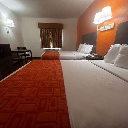 Howard Johnson By Wyndham Galveston Exterior photo